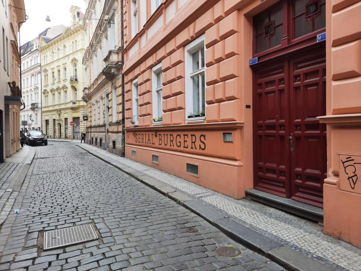 Ubytování v soukromí Downtown Minimalistic In Flatshare